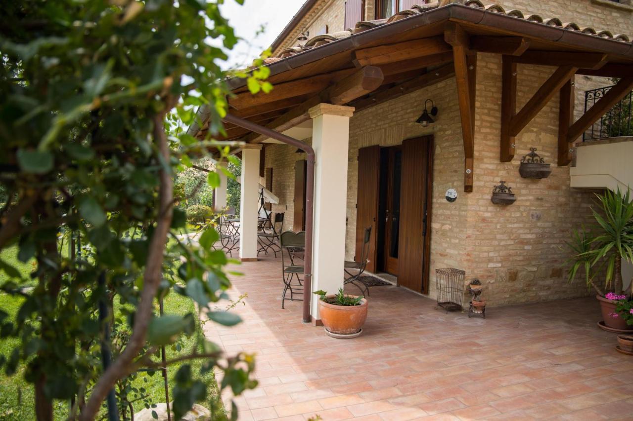 Casa Di Mi Bed & Breakfast Serrungarina Eksteriør bilde