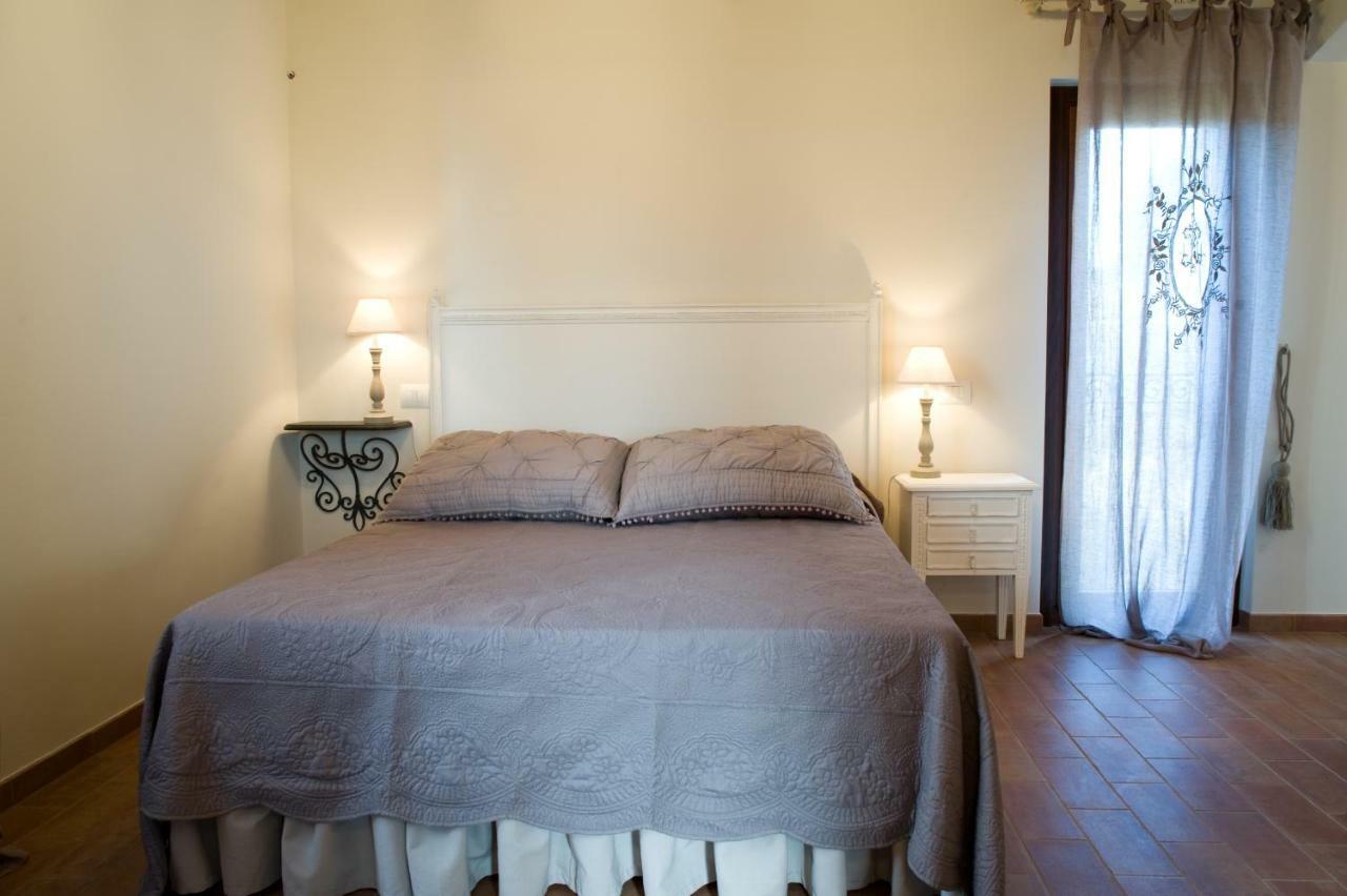Casa Di Mi Bed & Breakfast Serrungarina Eksteriør bilde
